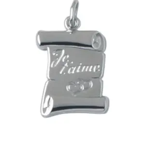 Pendentif d'un parchemin en argent rhodié 925 millièmes avec écrit dessus "Je t'aime" avec deux cœurs gravés.