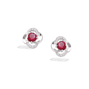 Boucles d'oreilles en argent rhodié 925 millièmes de fleurs montées de pierres rouges rubis et de strass.